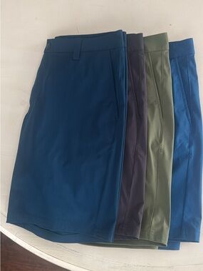 RHONE Lot of 4 Pairs of Men’s Rhone Shorts – Size 32